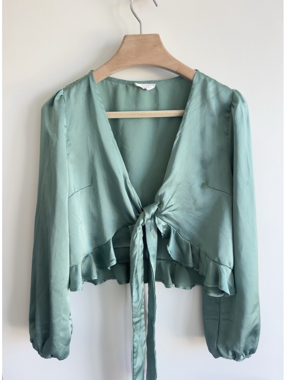 Sage The Label Satin Tie Front Crop Blouse Sage Green Long Sleeve Size L